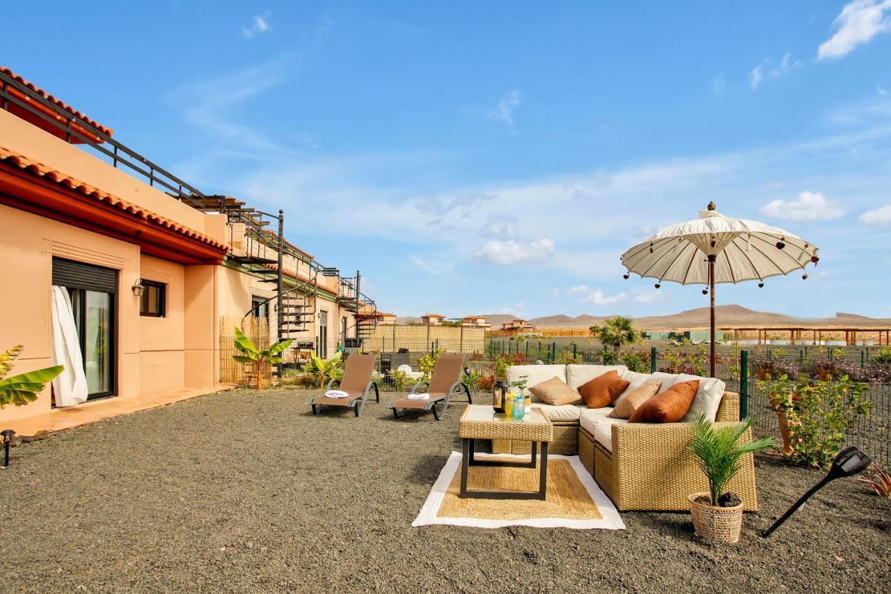 Villa Fenix - Oasis In Natural Reserve Лахарес Экстерьер фото